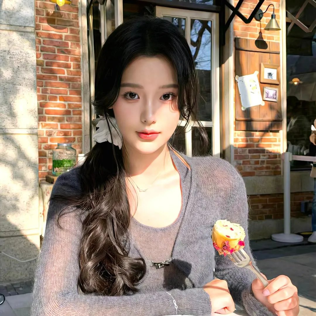 太爽了我的银行卡每秒入账一百亿